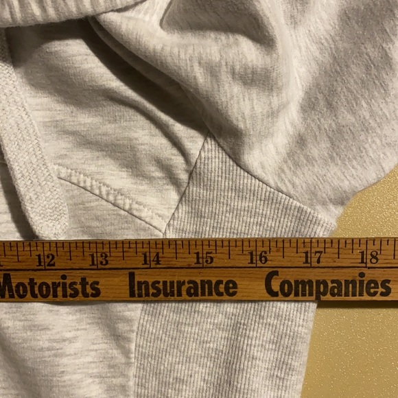 Mondetta long hoodie zip up jacket. Medium heather gray. - Picture 11 of 13